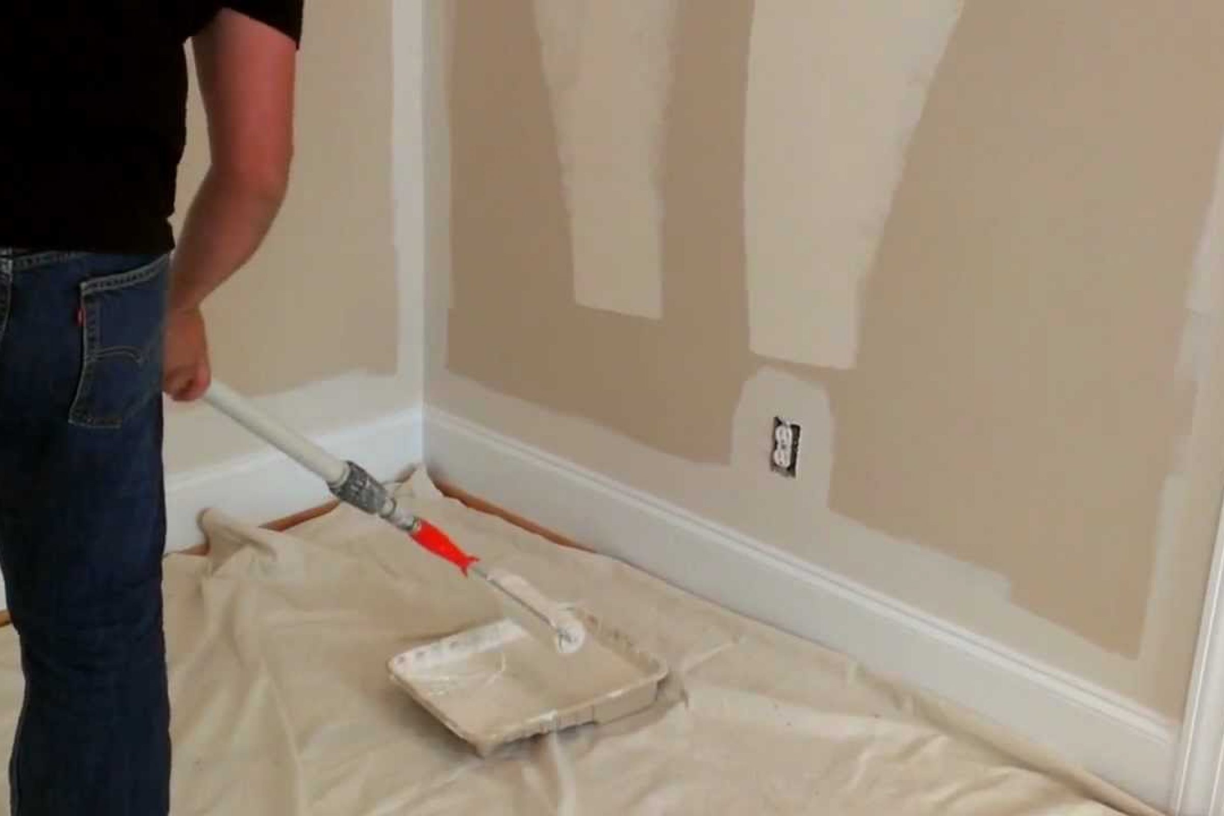 How To Paint Your Room • Home Tips