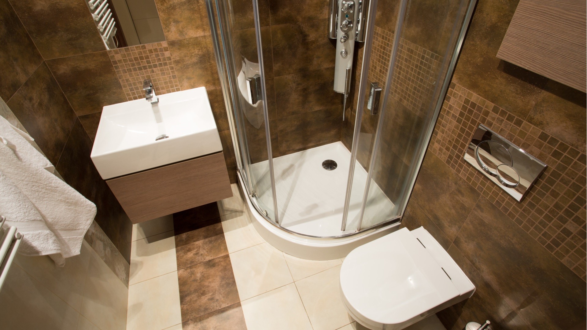 Bathroom Design For Small Spaces - Breaking Rules With Hot Trends ...